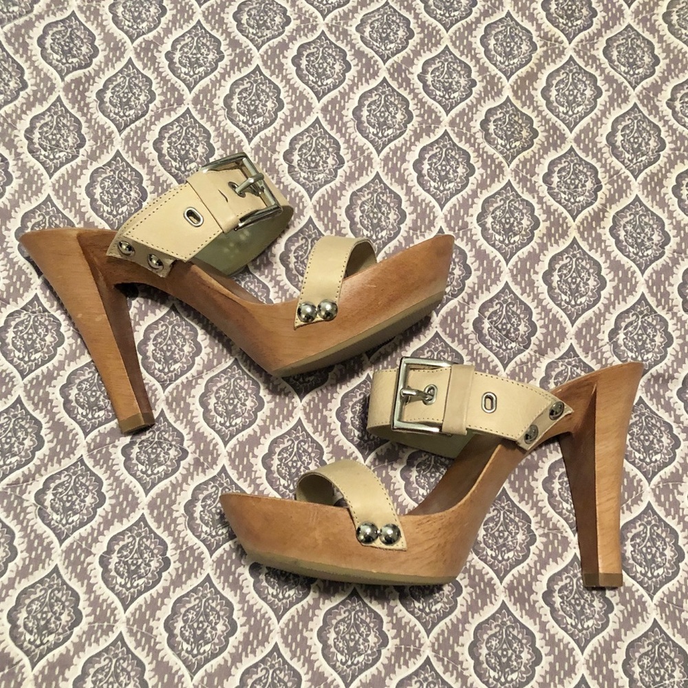 Steve Madden Cream Leather Wooden Platform Heels